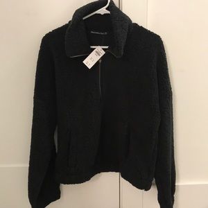 Abercrombie black Sherpa sweatshirt